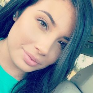 Meet your Posher, Biana